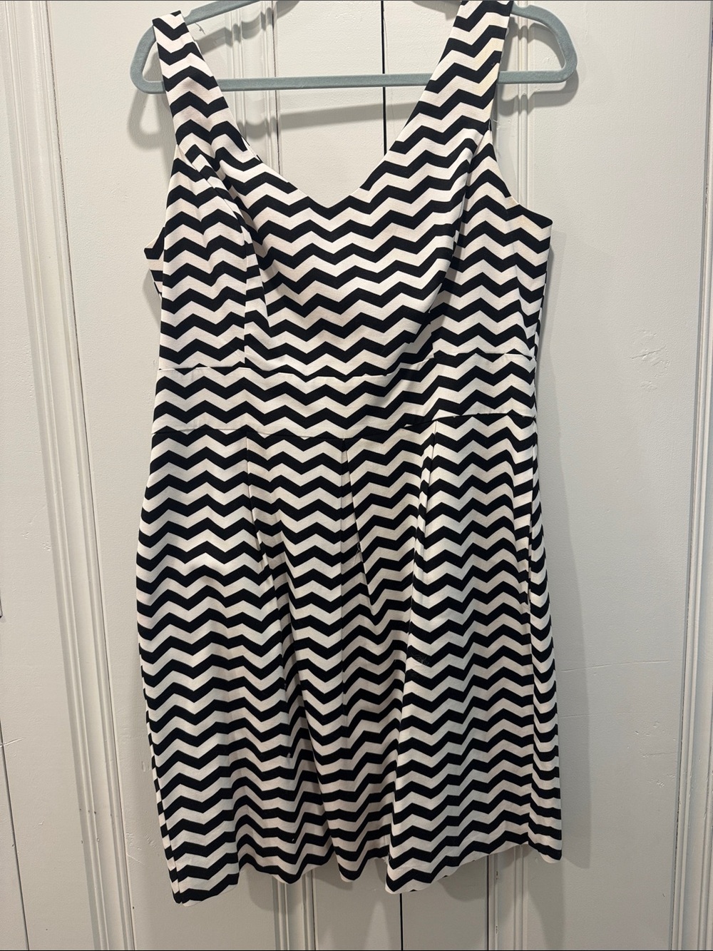 White House Black Market Black and White Chevron Dress